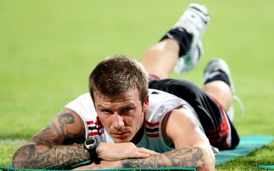 DB电竞焦点-久保建英造乌龙球运气爆棚